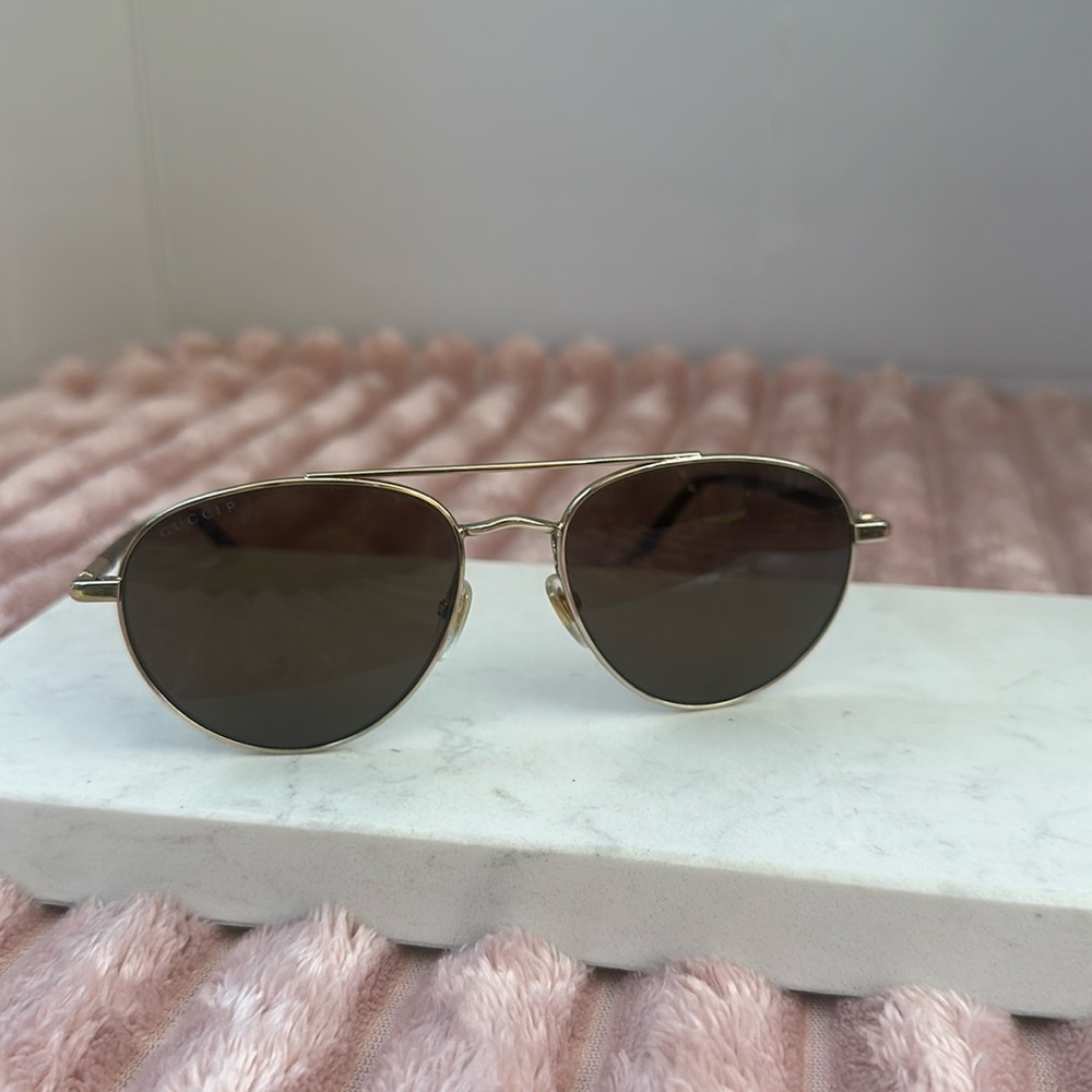 Gucci Aviator Sunglasses 🕶️